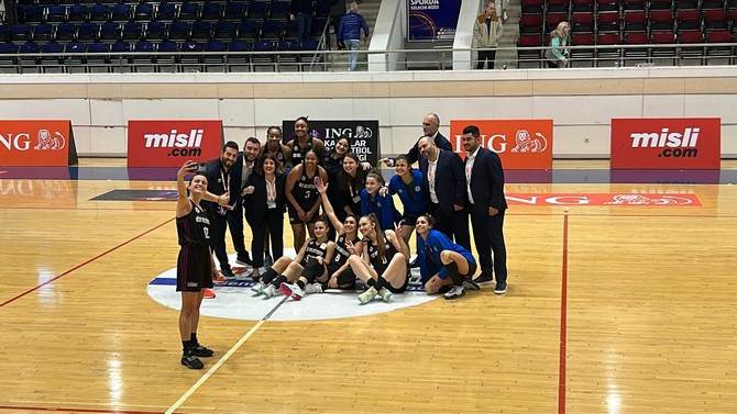 rize-belediyesi-basketbol-takimi-3.jpg