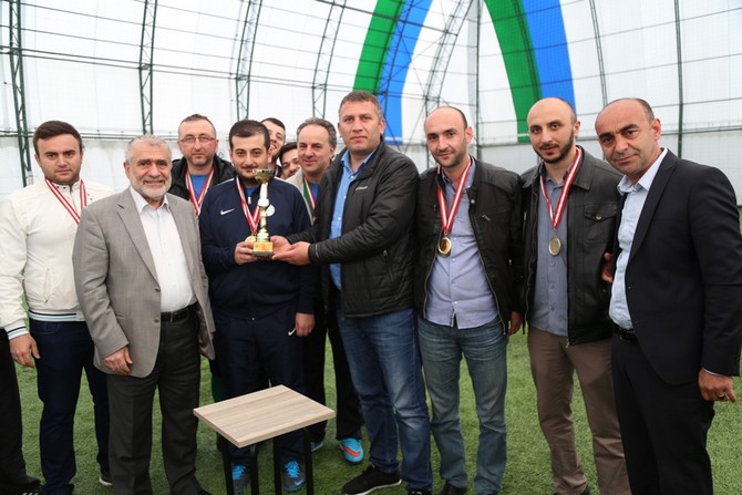 rize-belediyesi-birimler-arasi-futbol-turnuvasi-sona-erdi-(10).jpg
