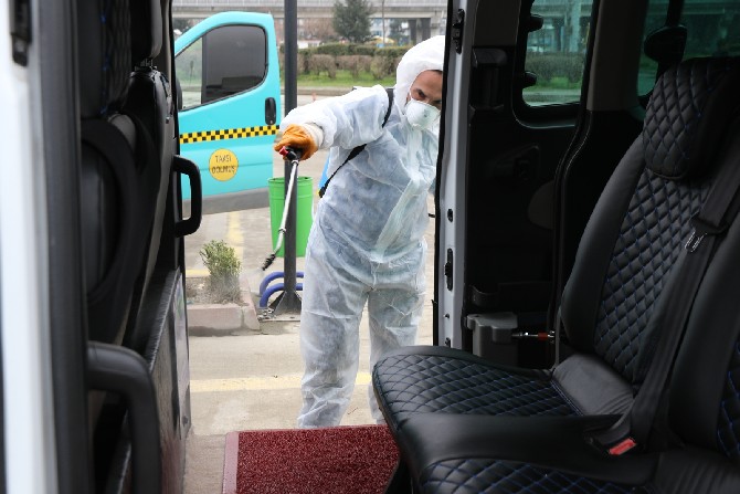 rize-belediyesi-toplu-tasima-araclarini-dezenfekte-ediyor-(13).jpg