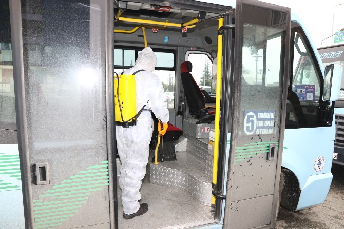 rize-belediyesi-toplu-tasima-araclarini-dezenfekte-ediyor-(8).jpg