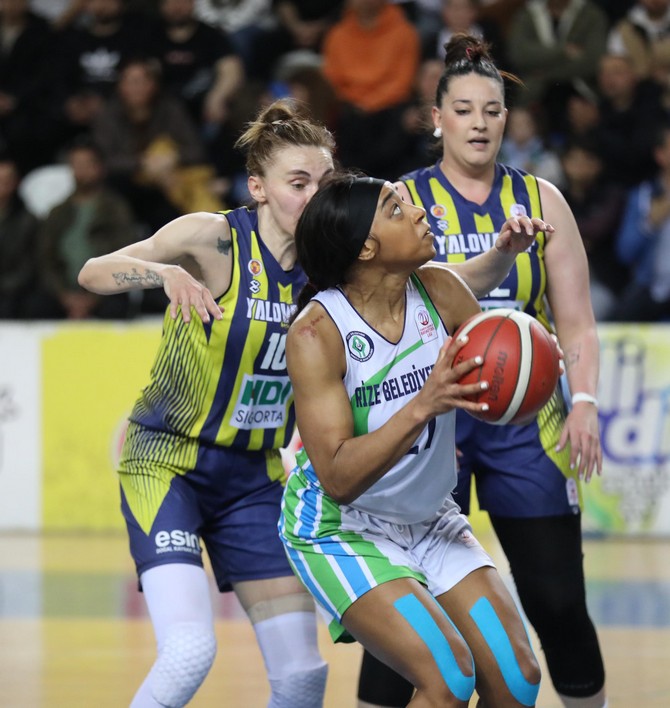 rize-belediyesi-turkiye-kadinlar-basketbol-ligi-play-off-finali-ikinci-macinda-hdi-sigorta-yalova-vipi-76-48-maglup-ederek-seride-2-0-one-gecti-5.jpg