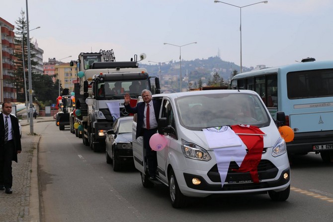 rize-belediyesi-yeni-arac-filosunu-tanitti-(7).jpg