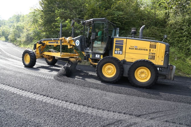 rize-belediyesinden-yol-ve-asfalt-calismasi--(3).jpg