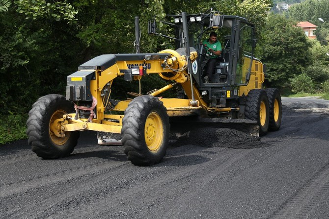 rize-belediyesinden-yol-ve-asfalt-calismasi--(7).jpg