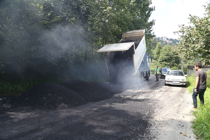 rize-belediyesinden-yol-ve-asfalt-calismasi.jpg