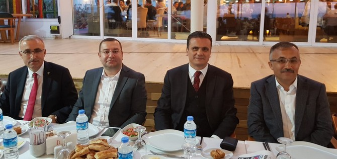 rize-belediyesinin-iftar-programina-yogun-ilgi-(34).jpg