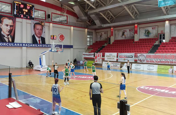 rize-belediyespor-kadin-basketbol-takimi,-deplasmanda-samsun-ilkadim-belediyesporu-74-53-maglup-etti-(1).jpg