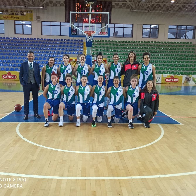 rize-belediyespor-kadin-basketbol-takimi-(2).jpg