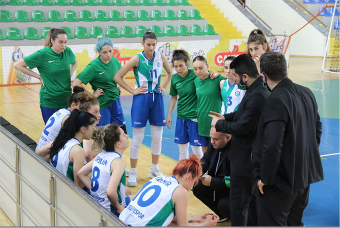 rize-belediyespor-kadin-basketbol-takimi-(5)-001.jpg