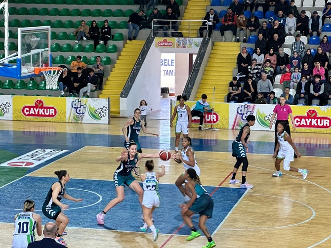 rize-belediyespor-melikgazi-kayseri-basketbol-maci-1.jpg