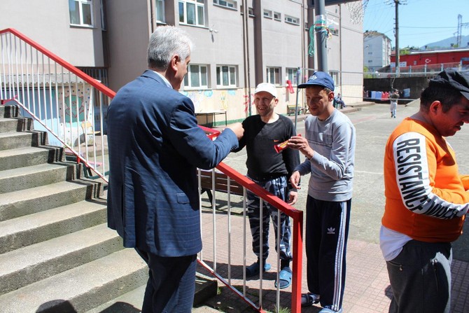 rize-calisma-is-kurumu-il-muduru-hasan-kiraz,-cayeli-engelli-bakim-ve-rehabilitasyon-merkezine-ziyarette-bulundu-(5).jpg