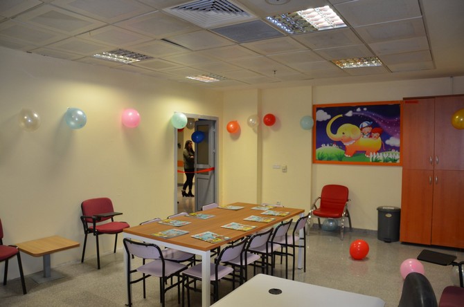 rize-devlet-hastanesi-cocuk-servisinde-egitim-sinifi-acildi--(9).jpg