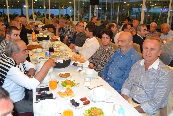 rize-elektrikciler-ve-elektronikciler-odasi-iftarda-bulustu-(11).jpg