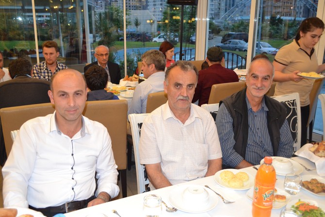 rize-elektrikciler-ve-elektronikciler-odasi-iftarda-bulustu-(12).jpg