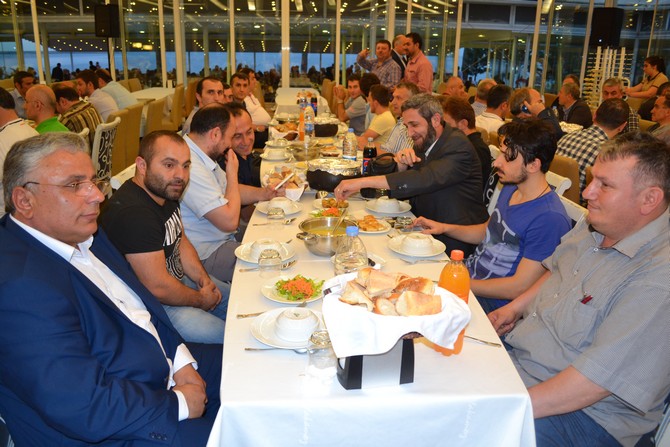 rize-elektrikciler-ve-elektronikciler-odasi-iftarda-bulustu-(9).jpg