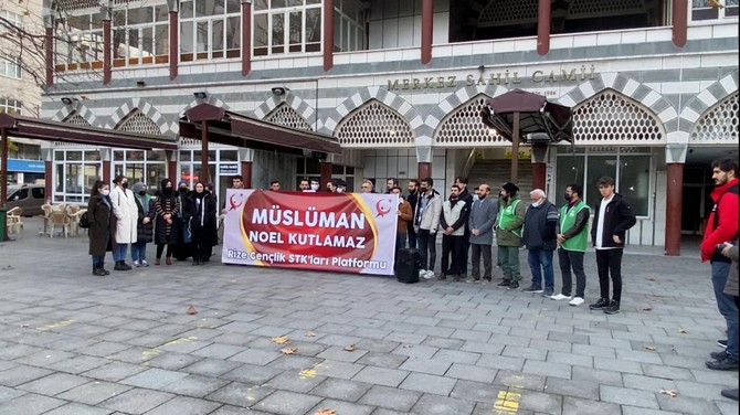 rize-genclik-stklari-platformu-uye-sivil-toplum-kuruluslari-ve-vakif-temsilcilerinin-katilimiyla-musluman-noel-kutlamaz-adli-basin-aciklamasi-gerceklestirildi.jpg