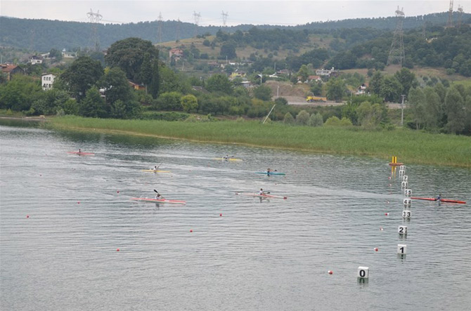 rize-genclik-ve-spor-kulubu-ile--gundogdu-su-sporlari-kulubu,-sakarya-kano-yarislarinda-madalyalari-topladi6.jpg rize-genclik-ve-spor-kulubu-ile--gundogdu-su-sporlari-kulubu,-sakarya-kano-yarislarinda-madalyalari-topladi6.jpg