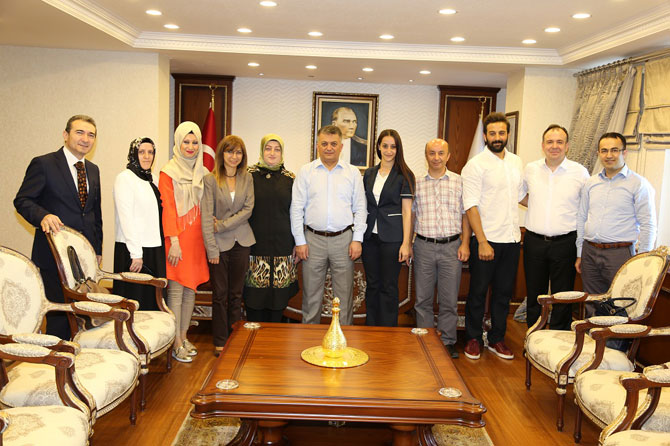 rize-gonul-elcileri-dernegi-uyeleri,-vali-ersin-yaziciyi-makaminda-ziyaret-etti-2.jpg rize-gonul-elcileri-dernegi-uyeleri,-vali-ersin-yaziciyi-makaminda-ziyaret-etti-2.jpg