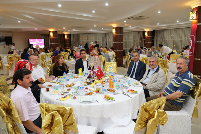rize-gonul-elcileri-iftar-programi-3.jpg rize-gonul-elcileri-iftar-programi-3.jpg