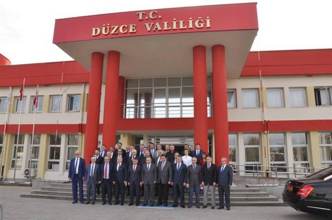 rize-heyeti-duzcede-ziyaretlerde-bulundu-(15).jpg