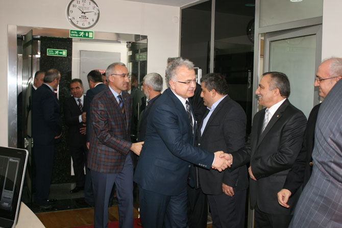 rize-heyeti-duzcede-ziyaretlerde-bulundu1.jpg rize-heyeti-duzcede-ziyaretlerde-bulundu1.jpg