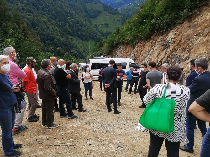 rize-ikizderede-tas-ocagi-bolgesinde-bilirkisi-incelemesi-yapildi-2.jpg