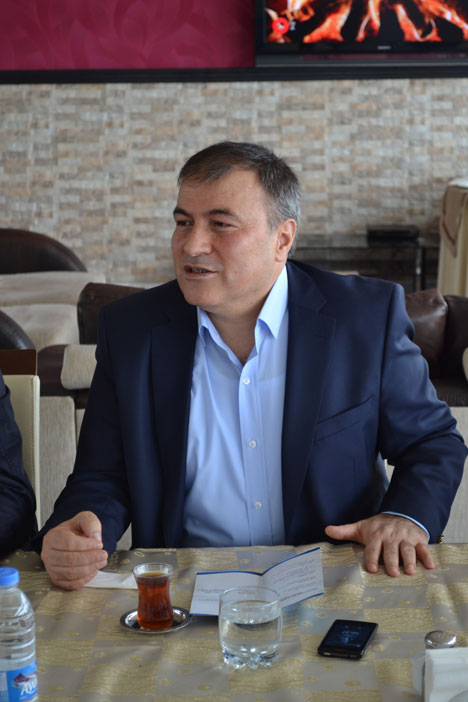 rize-il-emniyet-muduru-adem-cakici-basin-mensuplariyla-kahvaltida-5.jpg rize-il-emniyet-muduru-adem-cakici-basin-mensuplariyla-kahvaltida-5.jpg