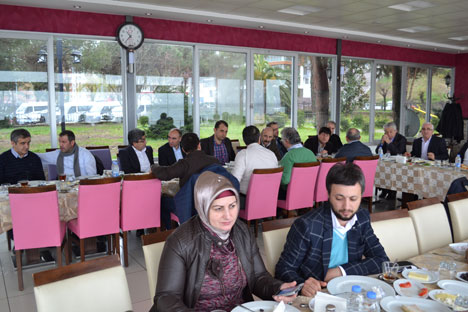 rize-il-emniyet-muduru-adem-cakici-basin-mensuplariyla-kahvaltida-6.jpg rize-il-emniyet-muduru-adem-cakici-basin-mensuplariyla-kahvaltida-6.jpg