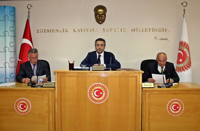 rize-il-genel-meclis--toplantisi-(4).jpg