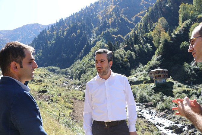 rize-il-genel-meclisi-baskani-ibrahim-turut,-turizm-yollari-kapsaminda-calismalari-suren-andon---cagrankaya-baglanti-yolunu-inceledi-(8).jpg