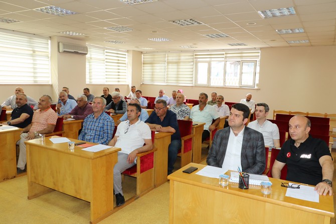 rize-il-genel-meclisi-baskani-ibrahim-turut-baskanliginda-yapilan-meclis-toplantilarinin-ucuncu-birlesiminin-konugu-afet-ve-acil-durum-il-muduru-mehmet-salih-avci-oldu-4.jpg