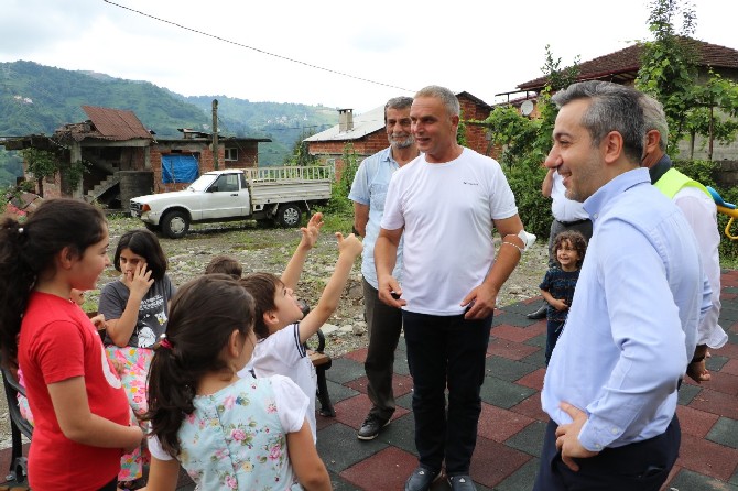 rize-il-genel-meclisi-baskani-turut-koylere-oyun-park-projesinin-ne-kadar-yerinde-bir-calisma-oldugunu-gorduk-4.jpg