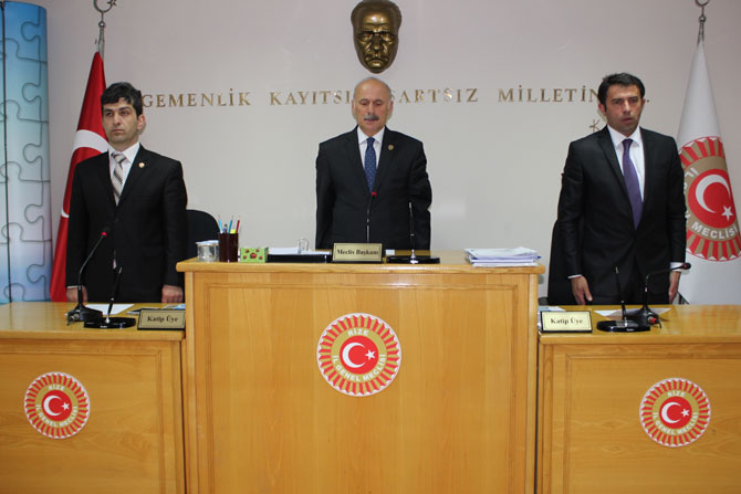 rize-il-genel-meclisi-mayis-ayi-olagan-toplantilari-buruk-basladi-1.jpg