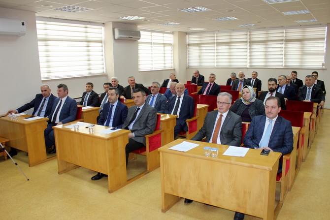rize-il-genel-meclisi-subat-aylik-olagan-toplantilari,-meclis-baskani-mehmet-kazanci-baskanliginda-yapilan-birinci-birlesimle-basladi-(4).jpg