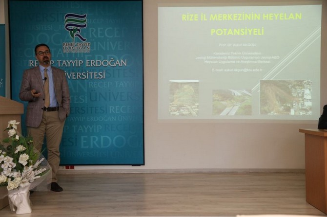 rize-il-merkezinin-heyelan-potansiyeli-kolokyumu-gerceklestirildi-(5).jpg