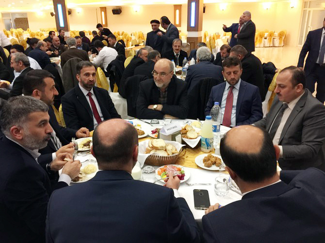 rize-il-muftu-yardimciligindan-istanbul-ili-uskudar-ilce-muftulugune-atanan-ali-cakmak-icin,-memleketi-rize’de-veda-yemegi-duzenlendi-(23).jpg