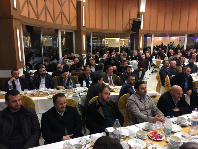 rize-il-muftu-yardimciligindan-istanbul-ili-uskudar-ilce-muftulugune-atanan-ali-cakmak-icin,-memleketi-rize’de-veda-yemegi-duzenlendi-(27).jpg