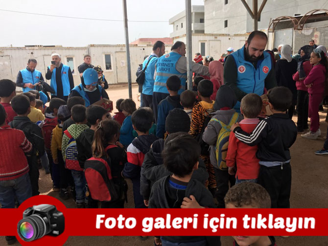 rize-il-muftulugu-ve-turkiye-diyanet-vakfi-rize-subesi,-suriye’nin-idlib-bolgesindeki-savas-magduru-aileleri-ziyaret-ederek-iyilik-dagitti..jpg