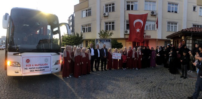 rize-il-muftusu-naci-cakmakci-il-genelindeki-145-kuran-kursunda-toplam-5-bin-511-ogrencinin-egitim-ogretime-devam-ettigini-soyledi-6.jpg