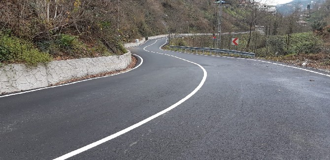 rize-il-ozel-idaresi,-yaptigi-calismalarla-koy-yollarinin-standartlarini-her-gecen-gun-daha-da-gelistiriyor.--(1).jpg