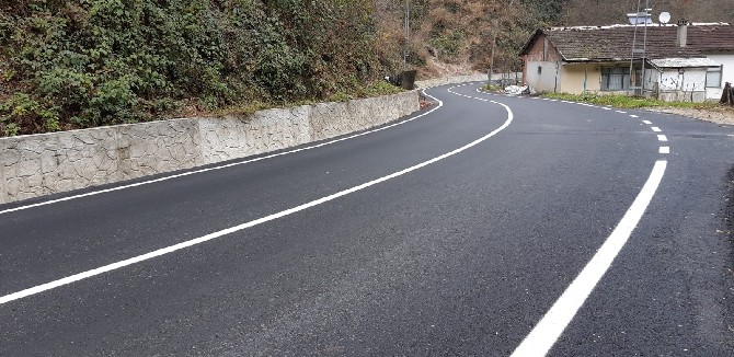 rize-il-ozel-idaresi,-yaptigi-calismalarla-koy-yollarinin-standartlarini-her-gecen-gun-daha-da-gelistiriyor.--(3).jpg