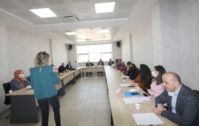 rize-il-saglik-mudurlugunce-toplum-ruh-sagligi-merkezi-trsm-il-koordinasyon-kurulu-toplantisi-duzenlendi-4.jpg