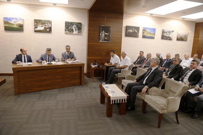 rize-ili-2018-yili-3.-donem-il-koordinasyon-kurulu-toplantisi,-vali-bektas-baskanliginda-yapildi-(2).jpg