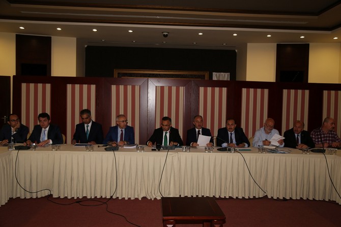 rize-ili-2019-yili-3.-donem-il-koordinasyon-kurulu-toplantisi,-vali-kemal-ceber,-baskanliginda-yapildi-(1).jpg