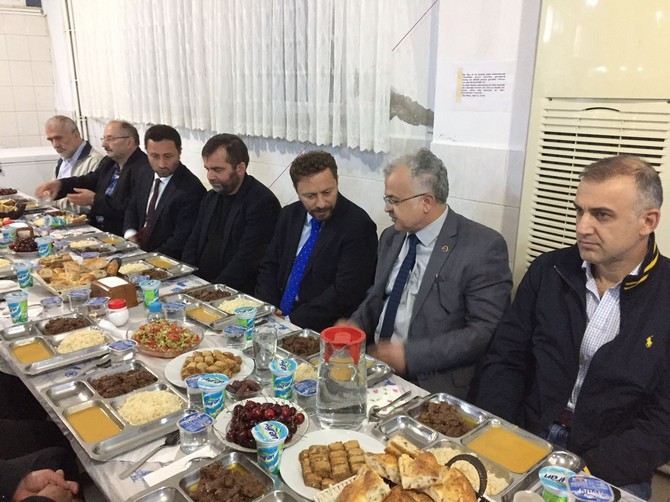 rize-irsad-vakfi-iftari-(6).jpg