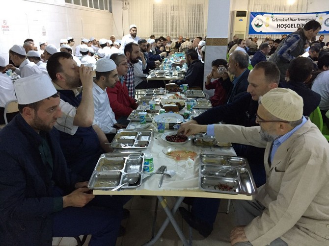 rize-irsad-vakfi-iftari-(7).jpg