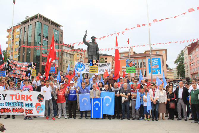 rize-kamu-sen,-dogu-turkistanda-yasanan-zulmu-protesto-etti-1.jpg