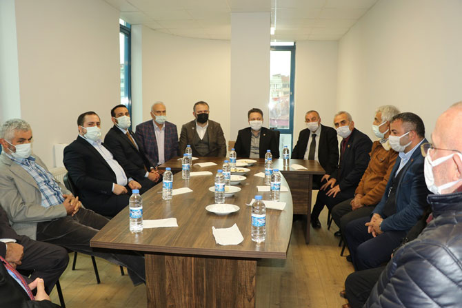 rize-milletvekili-muhammed-avci-muhtar-derneklerini-ziyaret-etti-(2).jpg