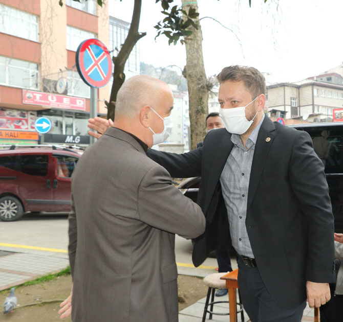 rize-milletvekili-muhammed-avci-muhtar-derneklerini-ziyaret-etti-(4).jpg