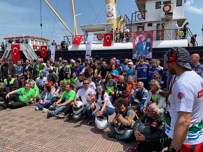rize-motosiklet-dernegi-samsun’da-duzenlenen-19-mayis-etkinliklerine-katild-(1).jpg